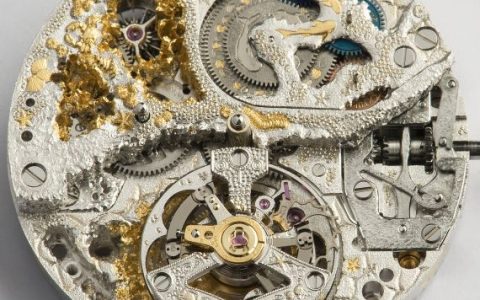 精美镶金机芯的Confrérie Horlogère Immensea Table腕表