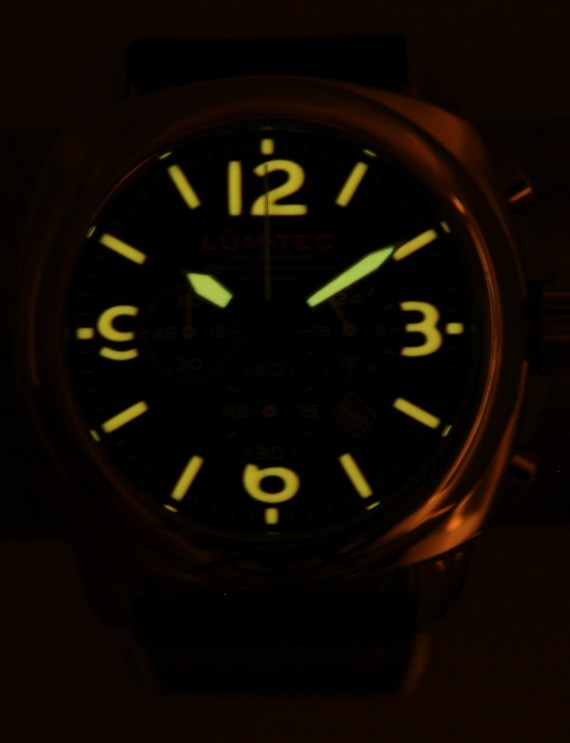 真正的橙色光芒：LUM-TEC M3手表