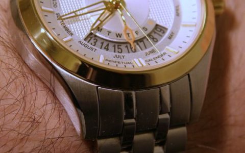 TX 400系列万年历 型号T3C301手表值得入手吗？