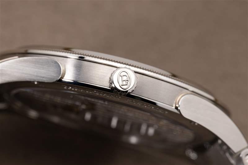 Parmigiani Tonda PF Micro Rotor Grey Dial Steel 侧面轮廓