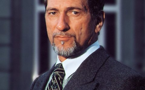 推荐读物朗格22岁的Günter Blümlein访谈