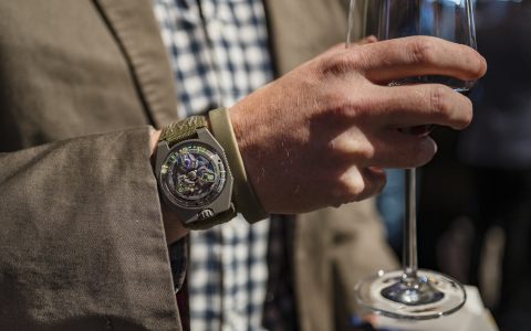 图片报道我们在纽约两个最大的钟表展上看到了什么