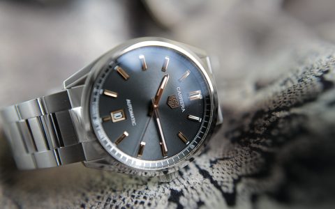 在洛杉矶介绍Ryan Gosling 和TAG Heuer
