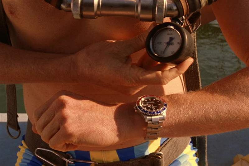 欧文·威尔逊在“史蒂夫·齐苏的水生世界”中带着劳力士百事可乐GMT出海