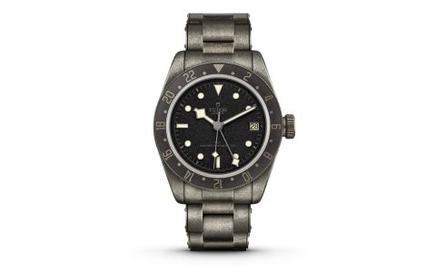 仔细观察帝舵Black Bay GMT One For Only Watch 2021