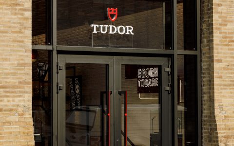 我们参观帝舵的第一家美国精品店