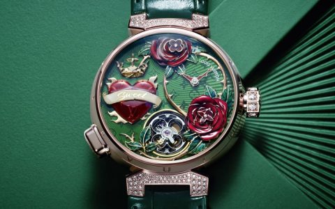 路易威登Tambour玫瑰爱心活动装置陀飞轮启动瞬间手表魅力再升级
