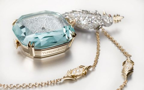 Tiffany & Co.献上石上鸟、Richard Mille祭出护身符，《Only Watch 2023》的唯二两款吊坠表