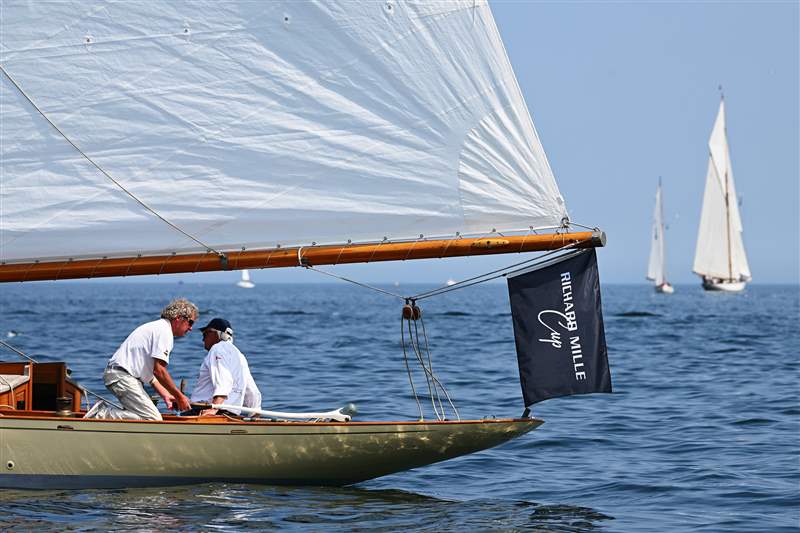 首届「RICHARD MILLE Cup」经典帆船赛扬风起航