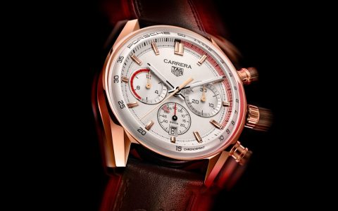强强再联手重现传奇跑车风采｜TAG HEUER Carrera Chronosprint x Porsche
