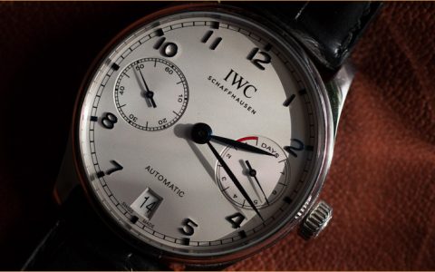 沛纳海和万国手表哪个好(沛纳海和万国哪个品牌档次高)