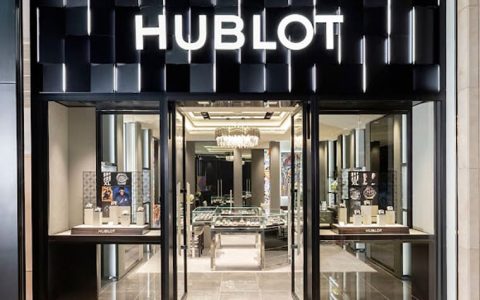 HUBLOT高订制钻表盛大来台展出总价上亿掀起奢华运动表风潮