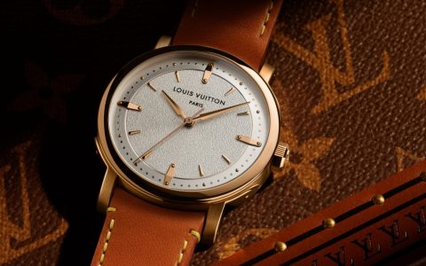 LOUIS VUITTON Escale系列四款24年大三针新表