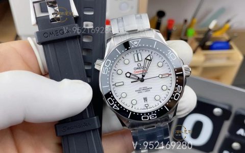 VS厂欧米茄海马300 V3版外观可以以假乱真吗?