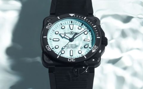 BELL & ROSS BR 03方形潜水表新改款：不锈钢与黑陶瓷的双重魅力