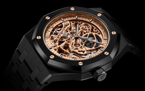 爱彼皇家橡树双摆轮镂空表新色登场：不锈钢与黑陶瓷款焕然一新