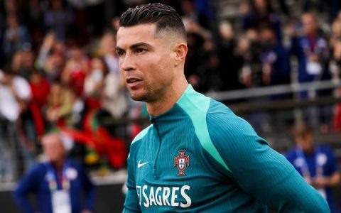 C罗的腕表收藏：从奢华名表到改装G-SHOCK的跨界之选