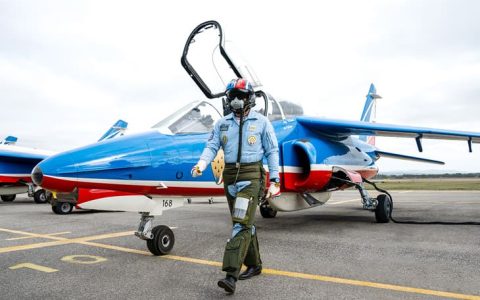 2024 巴黎奥运开幕表演精彩纷呈，盘点法国巡逻兵飞行表演队与BELL & ROSS联名手表